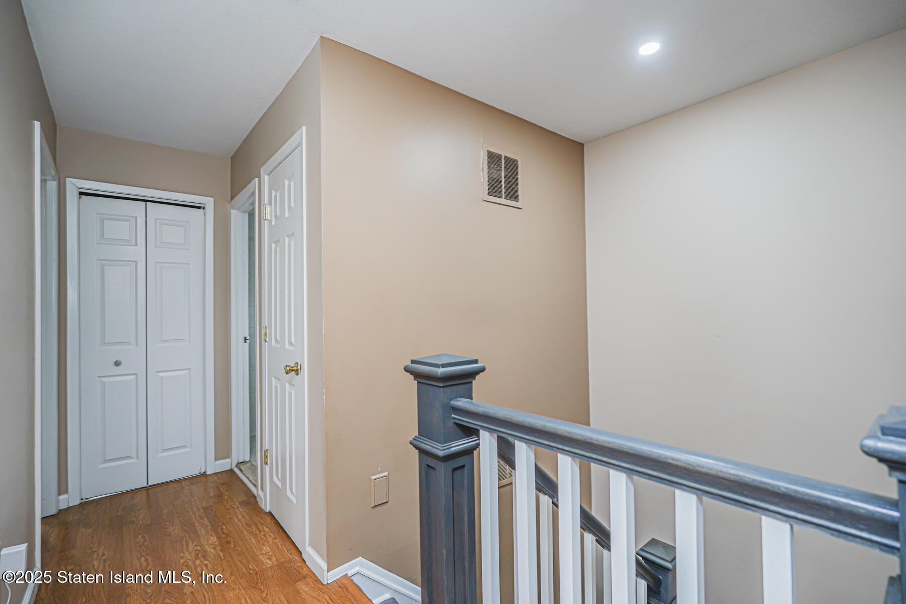 112 Hampton Green Staten Island, NY 10312 - Photo 12 of 21 Photo Dec 08 2025, 9 06 00 AM