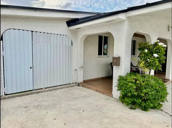 $1,400 | 114 Southwest 57th Court, Unit B, Miami, FL 33144