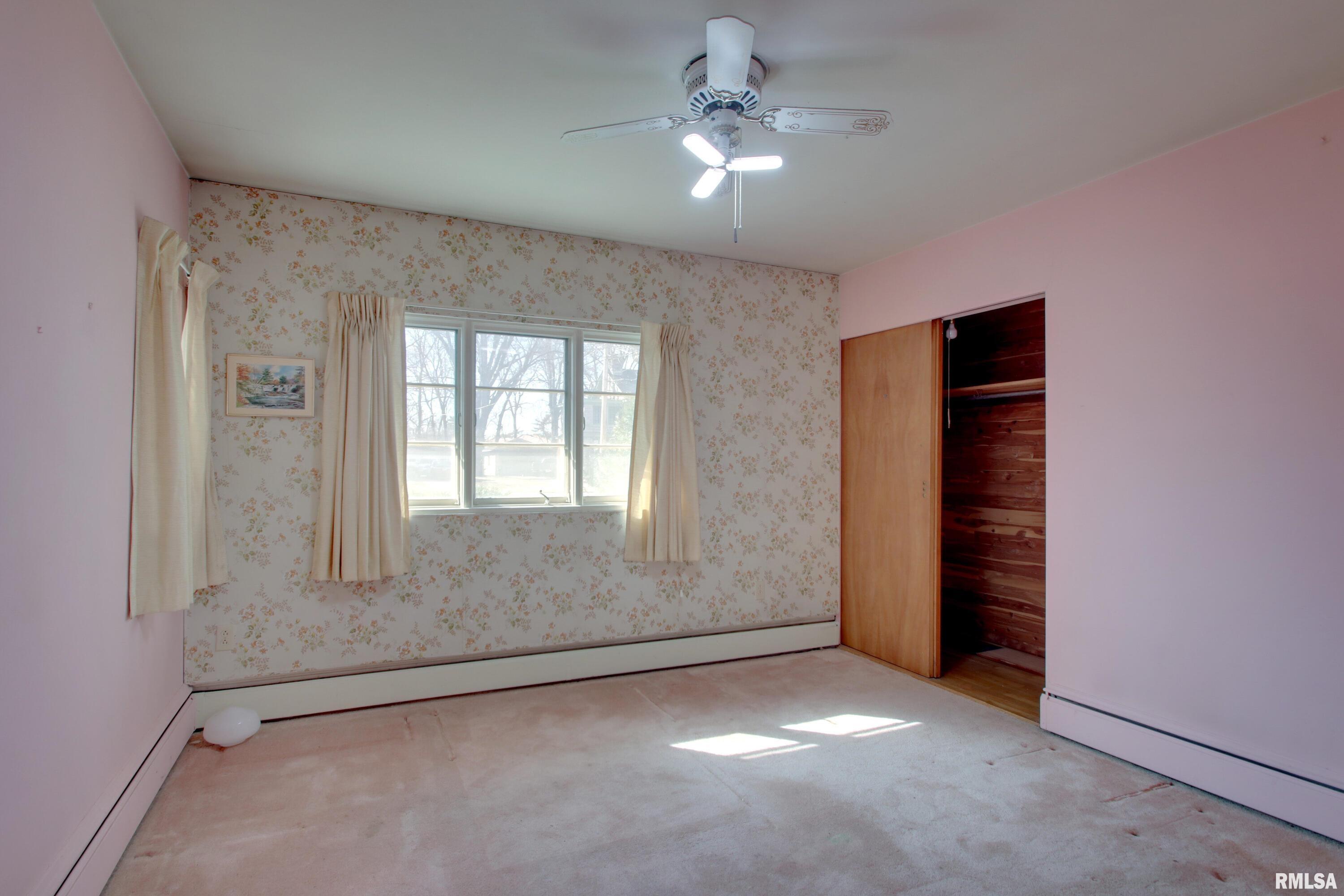 2425 Kentucky Road Quincy, IL 62301 - Photo 12 of 25