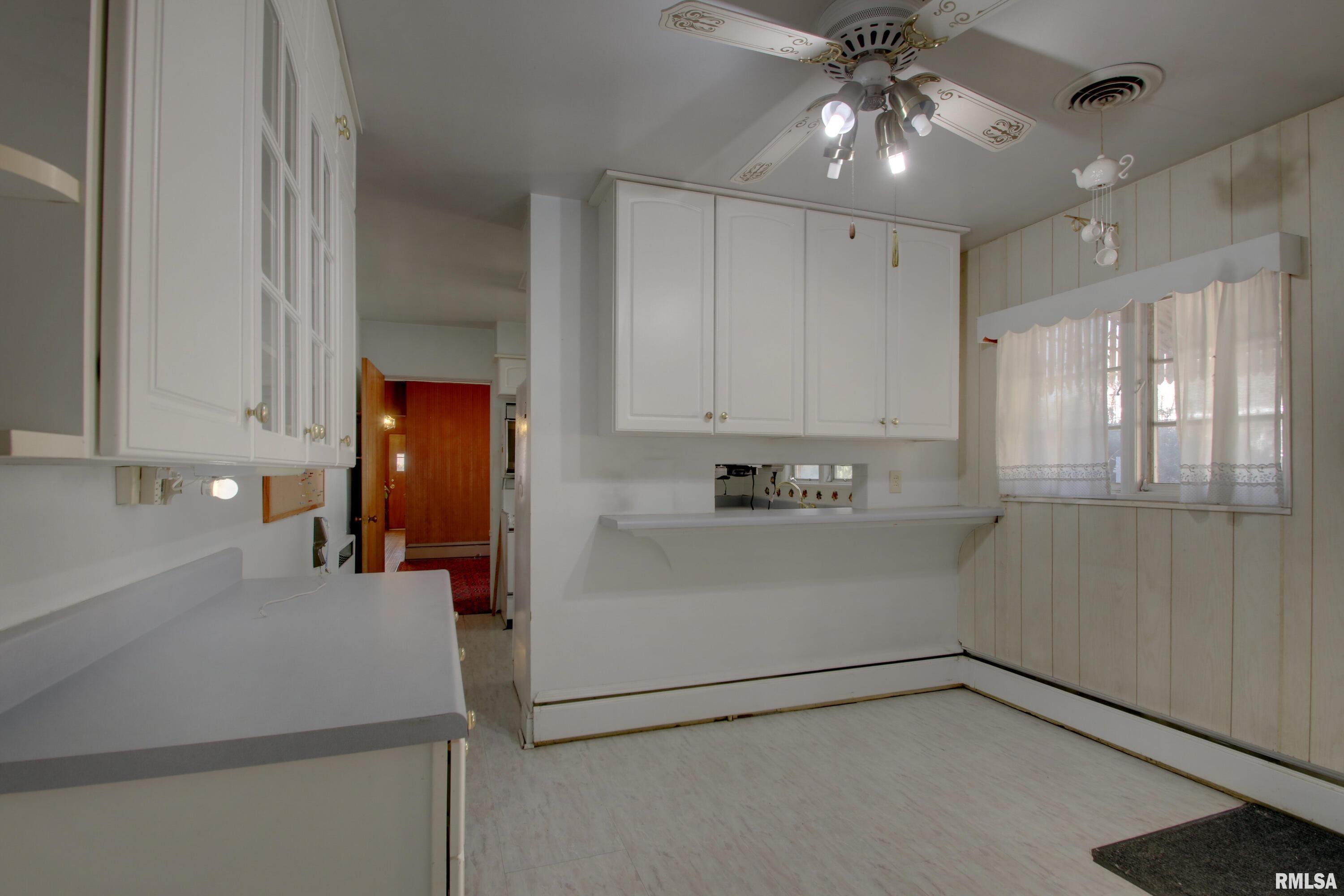 2425 Kentucky Road Quincy, IL 62301 - Photo 20 of 25