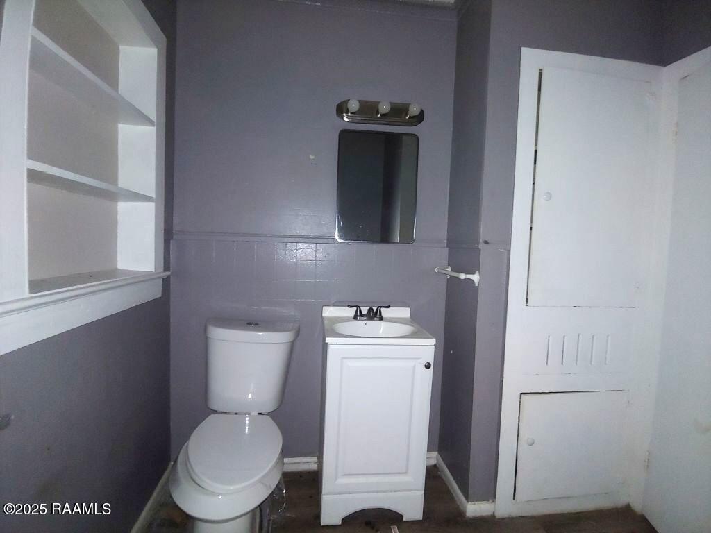 321 Verdun Street Lafayette, LA 70501 - Photo 15 of 20 15 Bathroom
