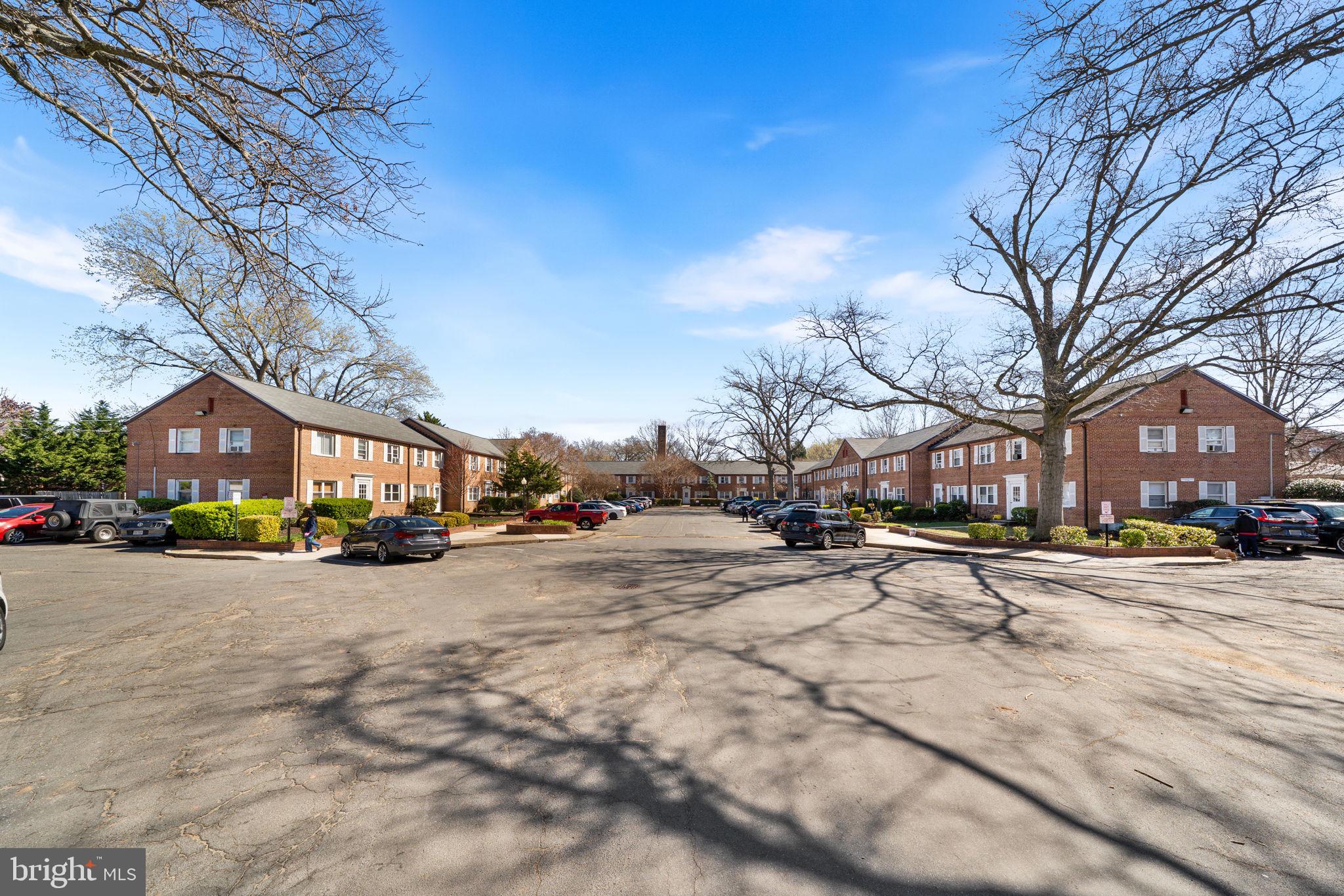 2803 16th Road South, Unit 2803A Arlington, VA 22204 - Photo 17 of 17 Permit Parking