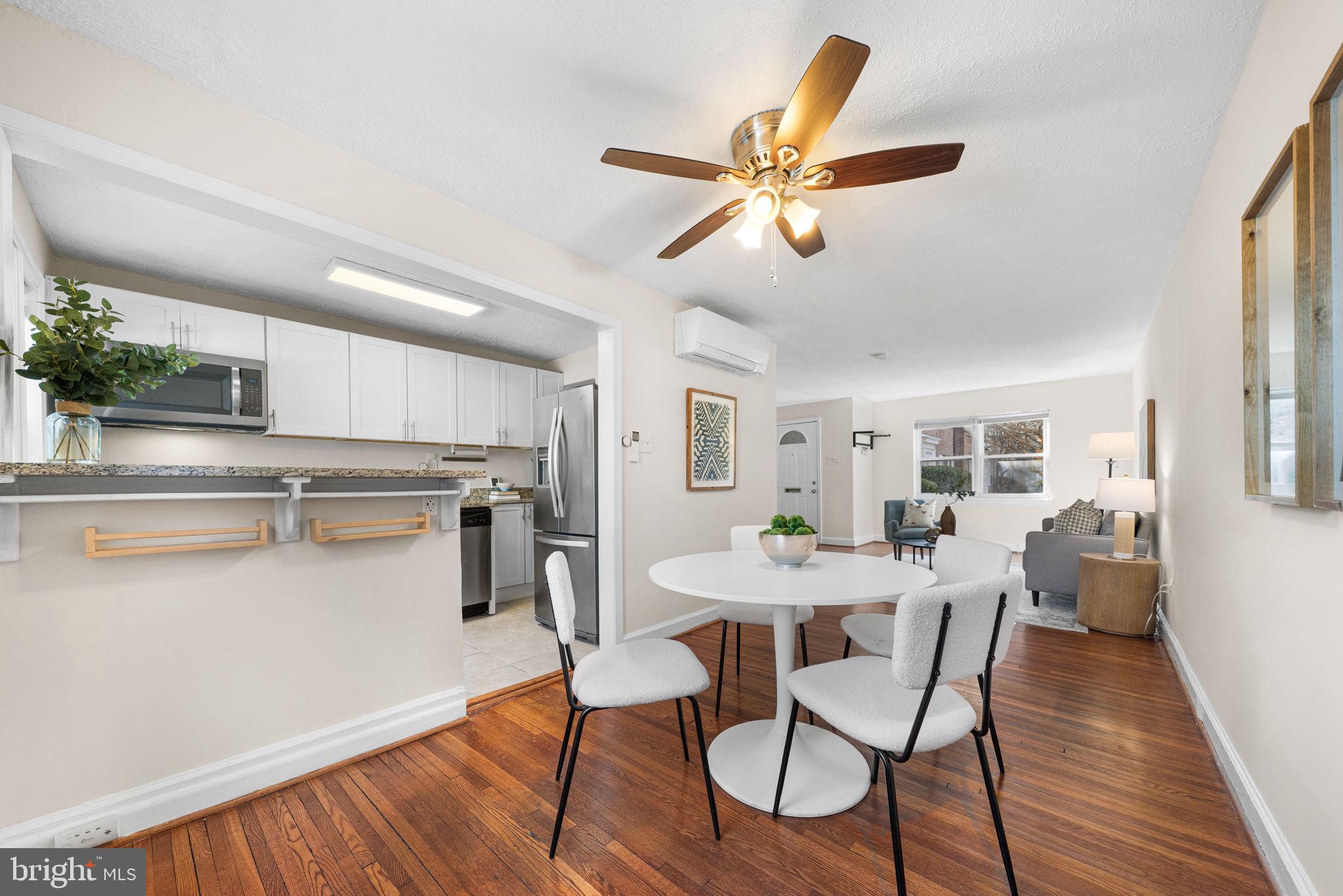 2803 16th Road South, Unit 2803A Arlington, VA 22204 - Photo 5 of 17 Dining Area/Kitchen