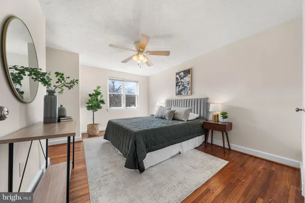 $389,900 | 2803 16th Road South, Unit 2803A, Arlington, VA 22204
