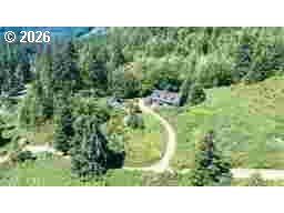 8955 Scotts Valley Road Yoncalla, OR 97499 - Photo 15 of 28