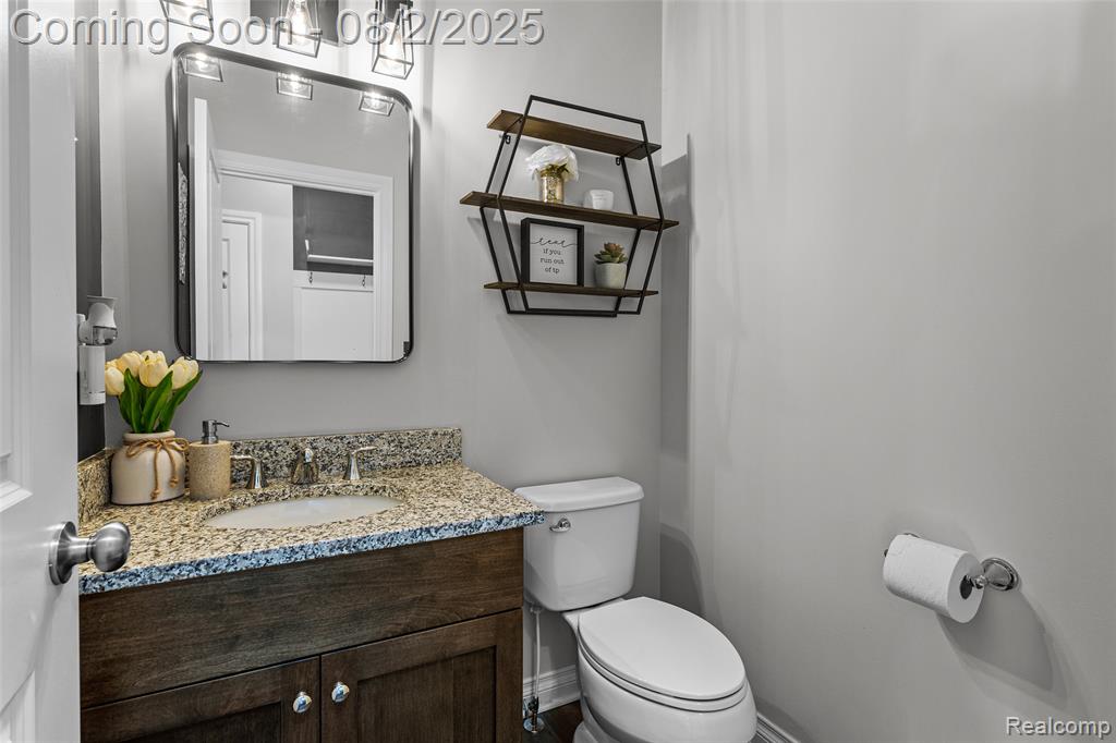 710 Pine Tree Road Lake Orion, MI 48362 - Photo 16 of 39