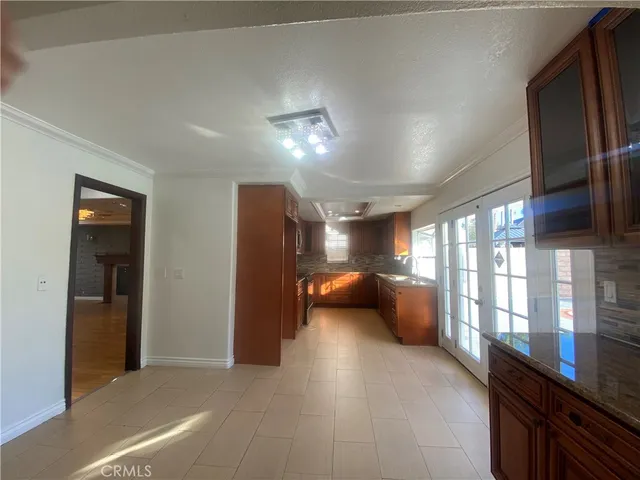 $4,900 | 19608 Runnymede Street, Reseda, CA 91335