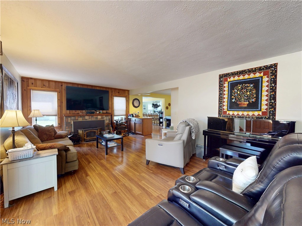 33430 Pettibone Road Solon, OH 44139 - Photo 4 of 37