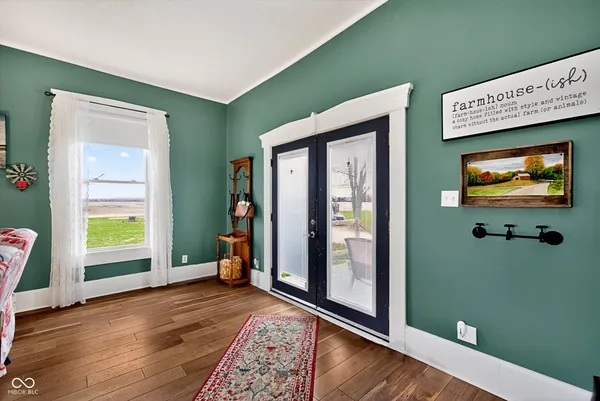 $279,900 | 18755 East County Road 750 North, Hope, IN 47246