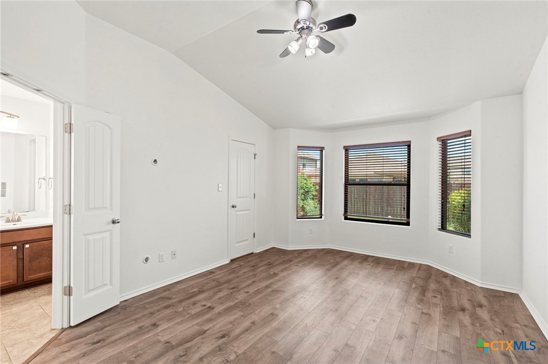 18801 Mangan Way Pflugerville, TX 78660 - Photo 27 of 40
