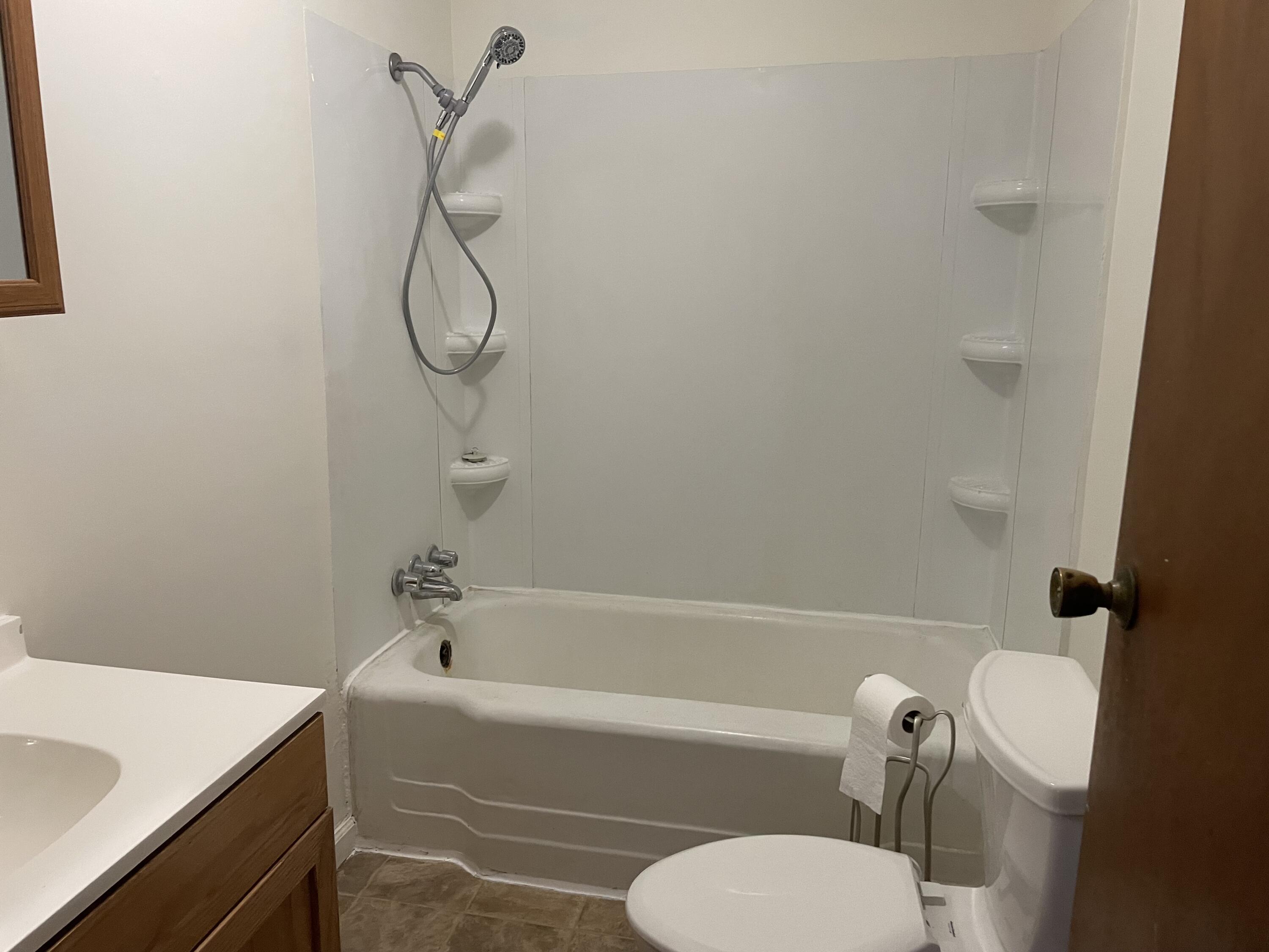 1141 Carr Road Muskegon, MI 49442 - Photo 9 of 17 bathroom