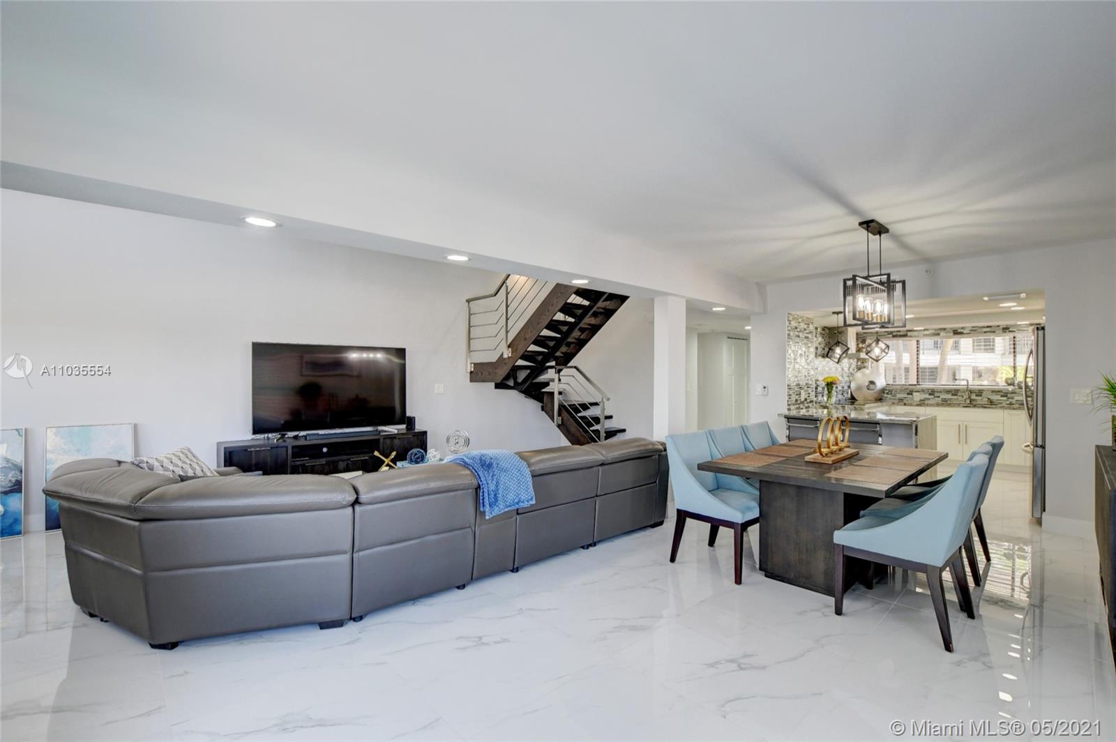 665 Southeast 21st Avenue, Unit 101 Deerfield Beach, FL 33441 - Photo 15 of 53