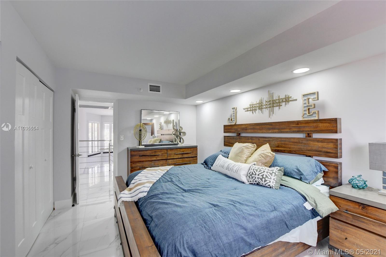 665 Southeast 21st Avenue, Unit 101 Deerfield Beach, FL 33441 - Photo 30 of 53