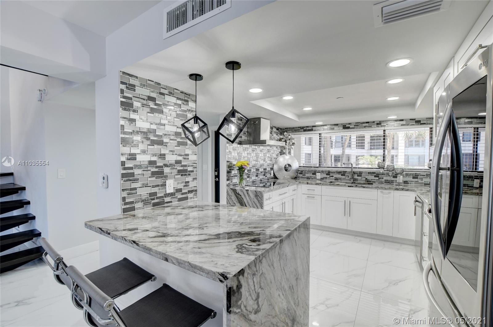 665 Southeast 21st Avenue, Unit 101 Deerfield Beach, FL 33441 - Photo 7 of 53