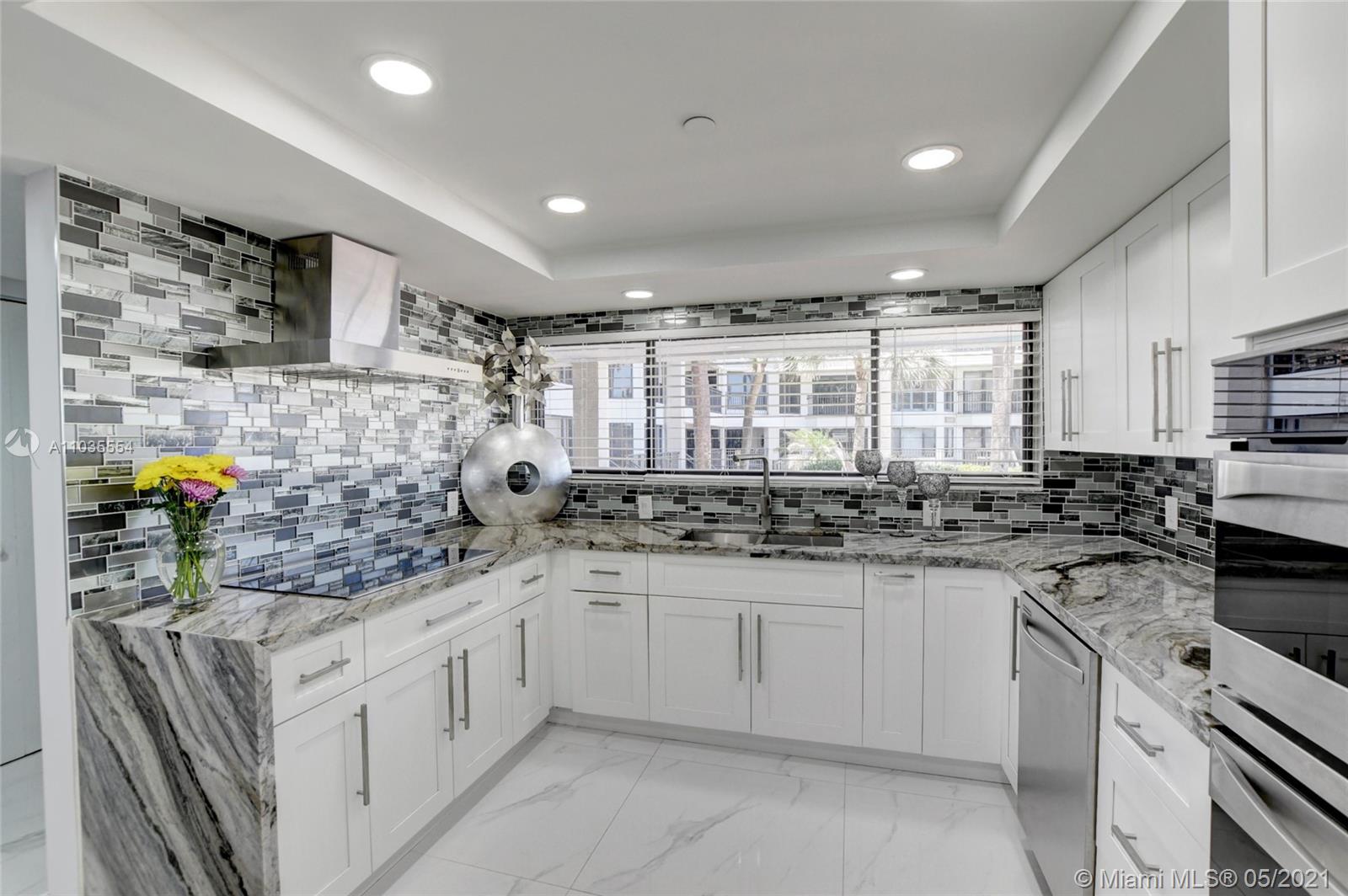 665 Southeast 21st Avenue, Unit 101 Deerfield Beach, FL 33441 - Photo 8 of 53