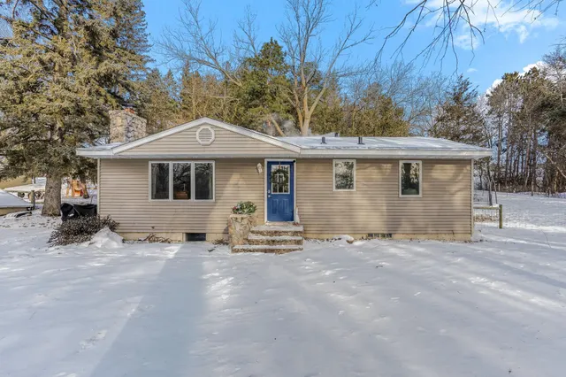 $435,000 | 5210 Mt Carmel Road, Carver, MN 55315