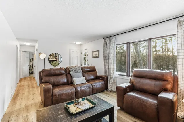 $435,000 | 5210 Mt Carmel Road, Carver, MN 55315