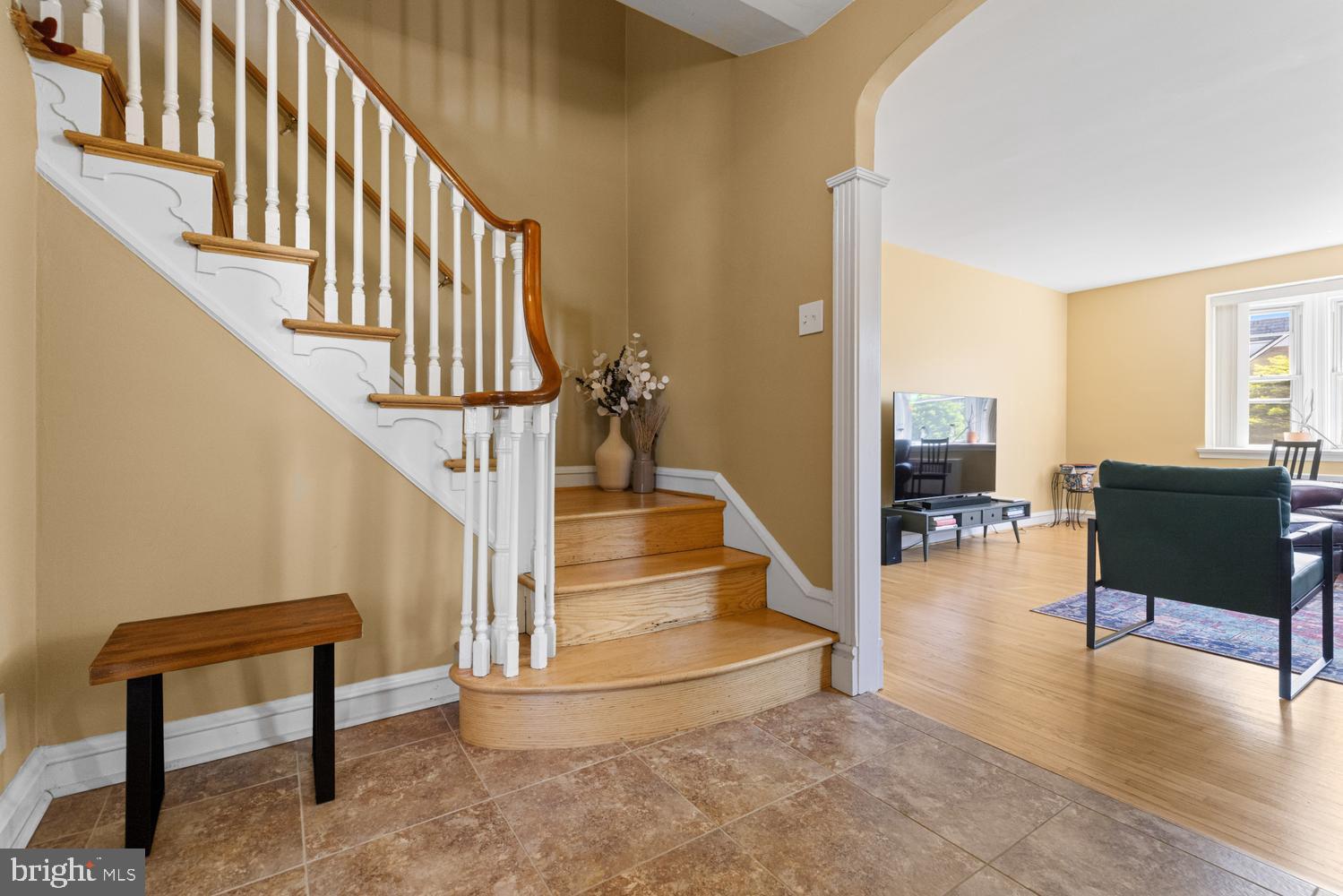 1117 Barringer Street Philadelphia, PA 19119 - Photo 14 of 32 Foyer