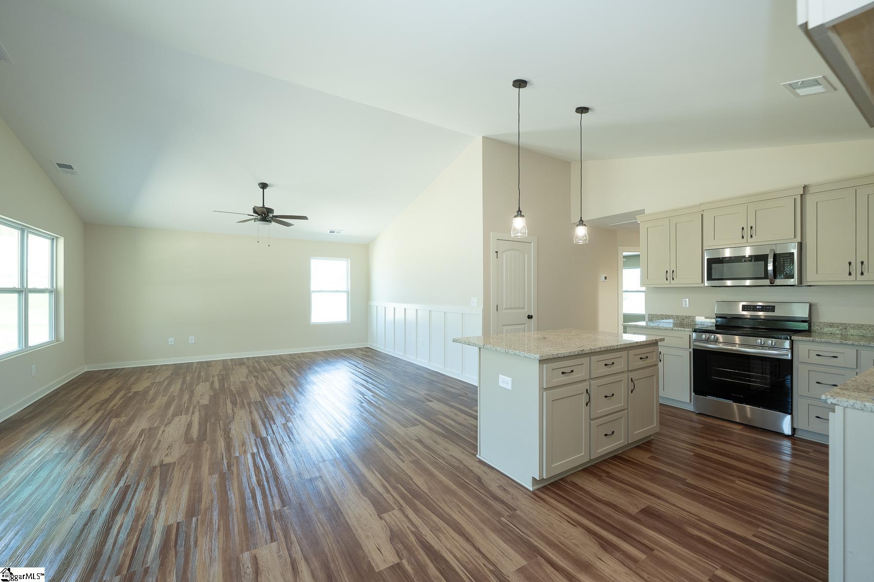 43 Simpson Creek Road Laurens, SC 29360 - Photo 17 of 29