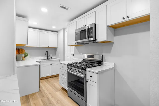 $749,900 | 3019 North Tam O'Shanter Drive, Unit 1, Flagstaff, AZ 86004