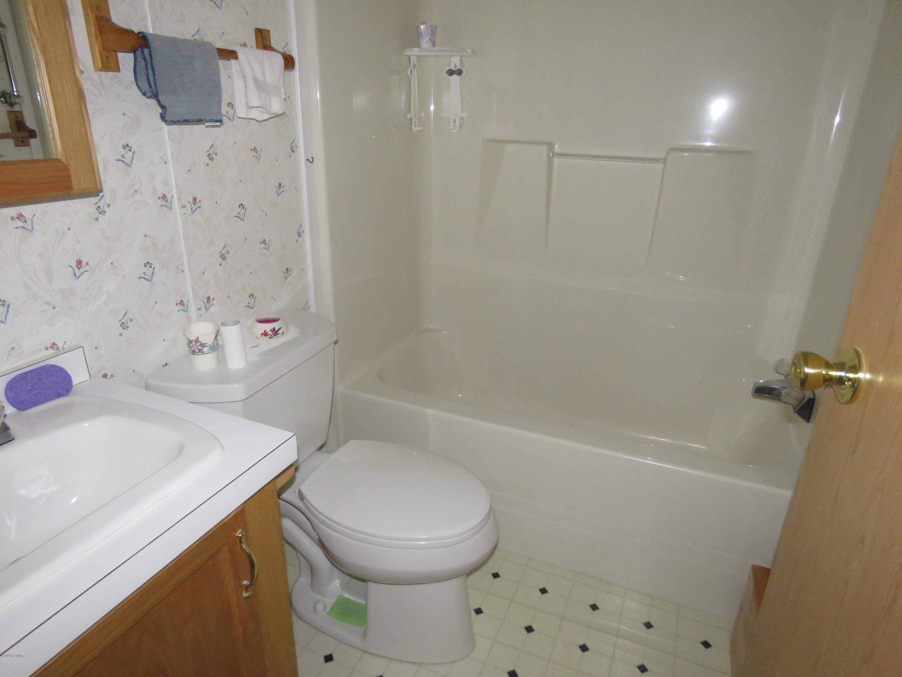 212-4 Upper Park Road Tafton, PA 18464 - Photo 8 of 19