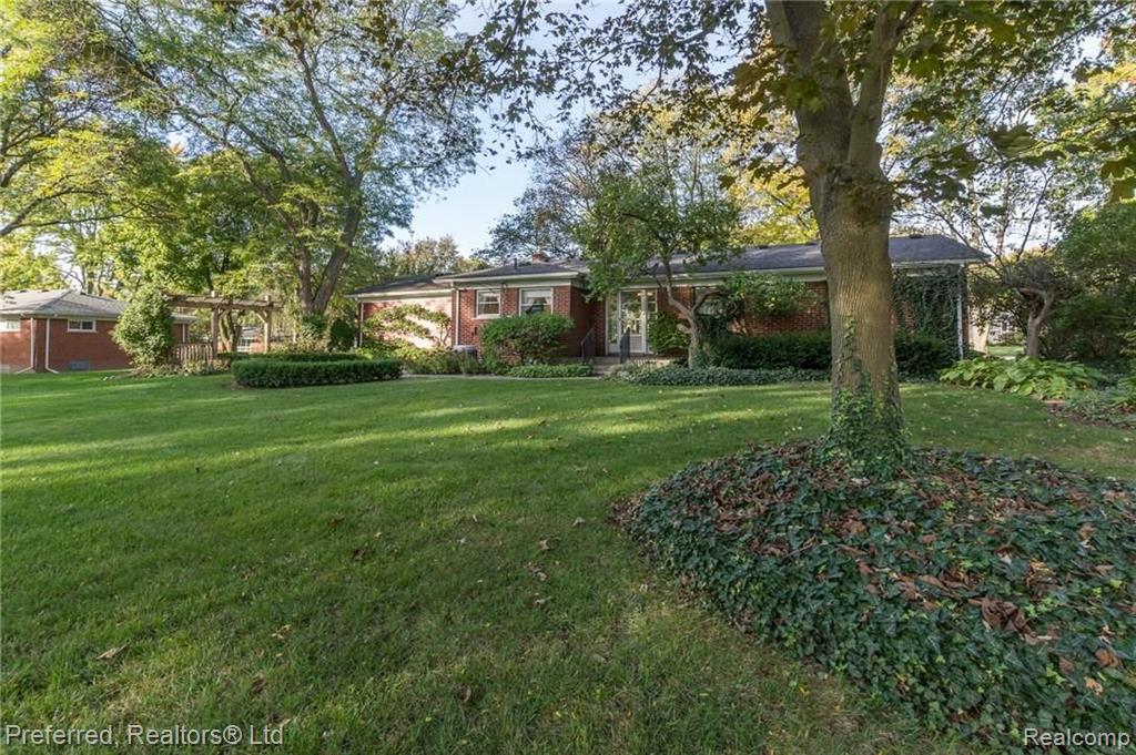 28244 Peppermill Road Farmington Hills, MI 48331 - Photo 25 of 28