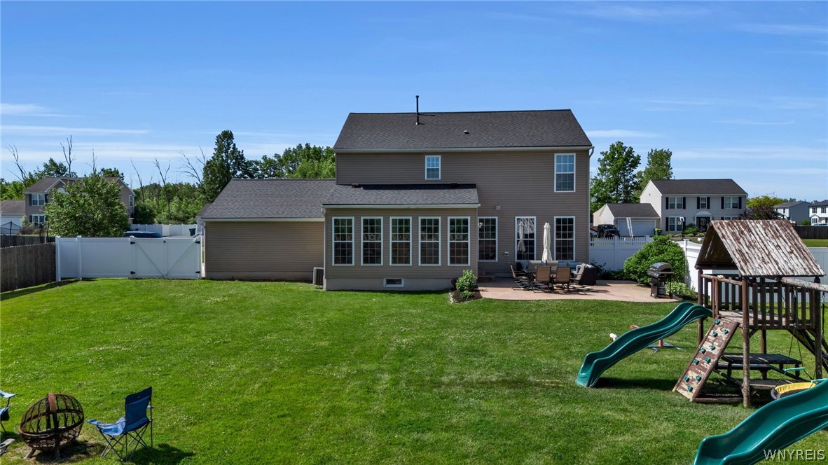 6505 Harvest Ridge Way Lockport, NY 14094 - Photo 5 of 50