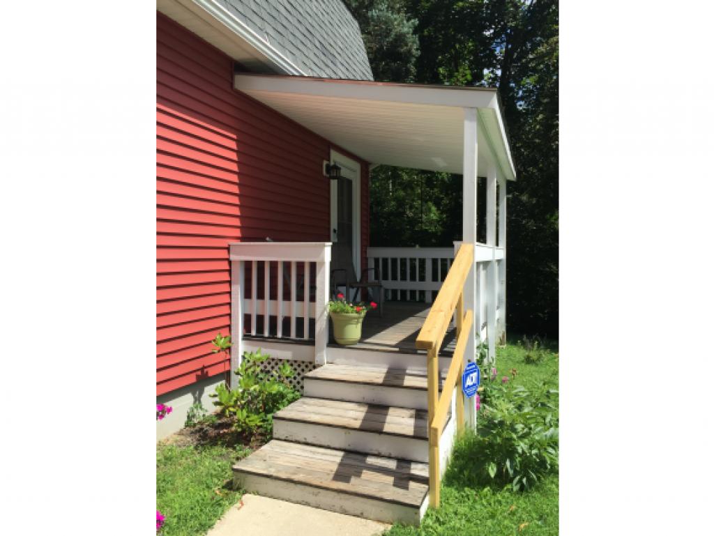 3 Meadow Lane Rutland, VT 05701 - Photo 2 of 33