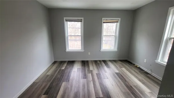 $2,100 | 174 South Avenue, Unit 2, Poughkeepsie, NY 12601