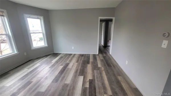 $2,100 | 174 South Avenue, Unit 2, Poughkeepsie, NY 12601