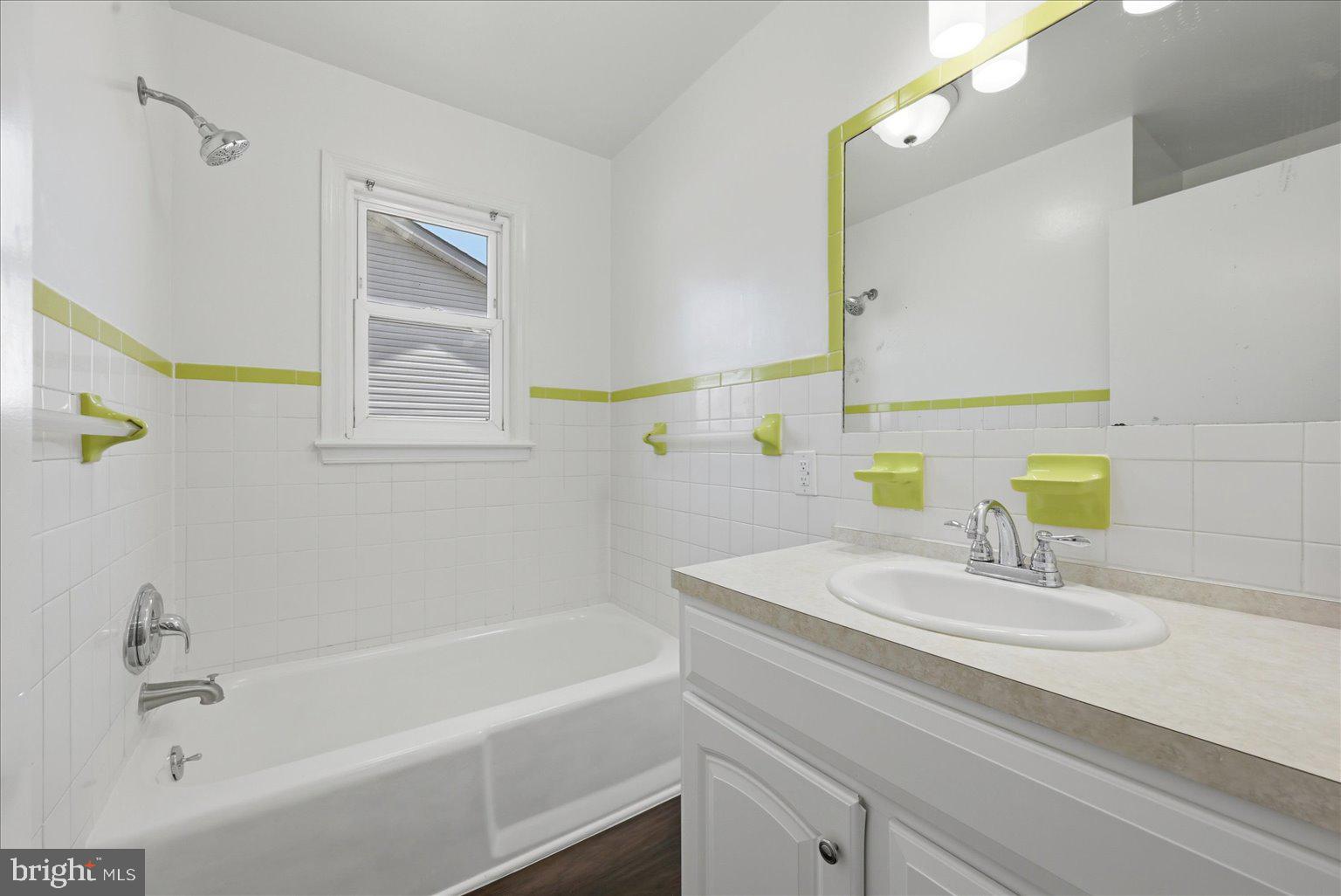 613 Overlook Street Culpeper, VA 22701 - Photo 10 of 15 a bathroom with a sink and a bathtub