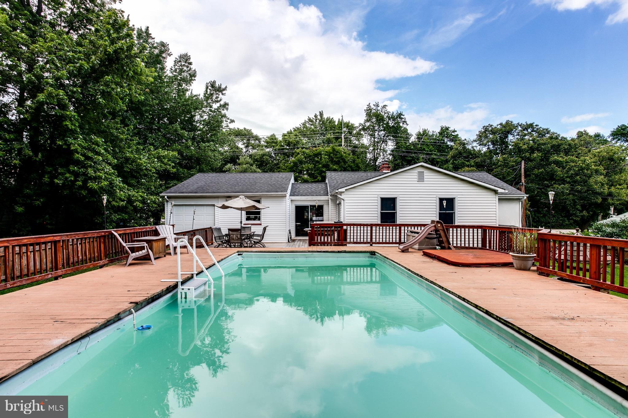 909 Mayo Road Edgewater, MD 21037 - Photo 24 of 29 Intex pool with Tiki bar and Hot Tub!