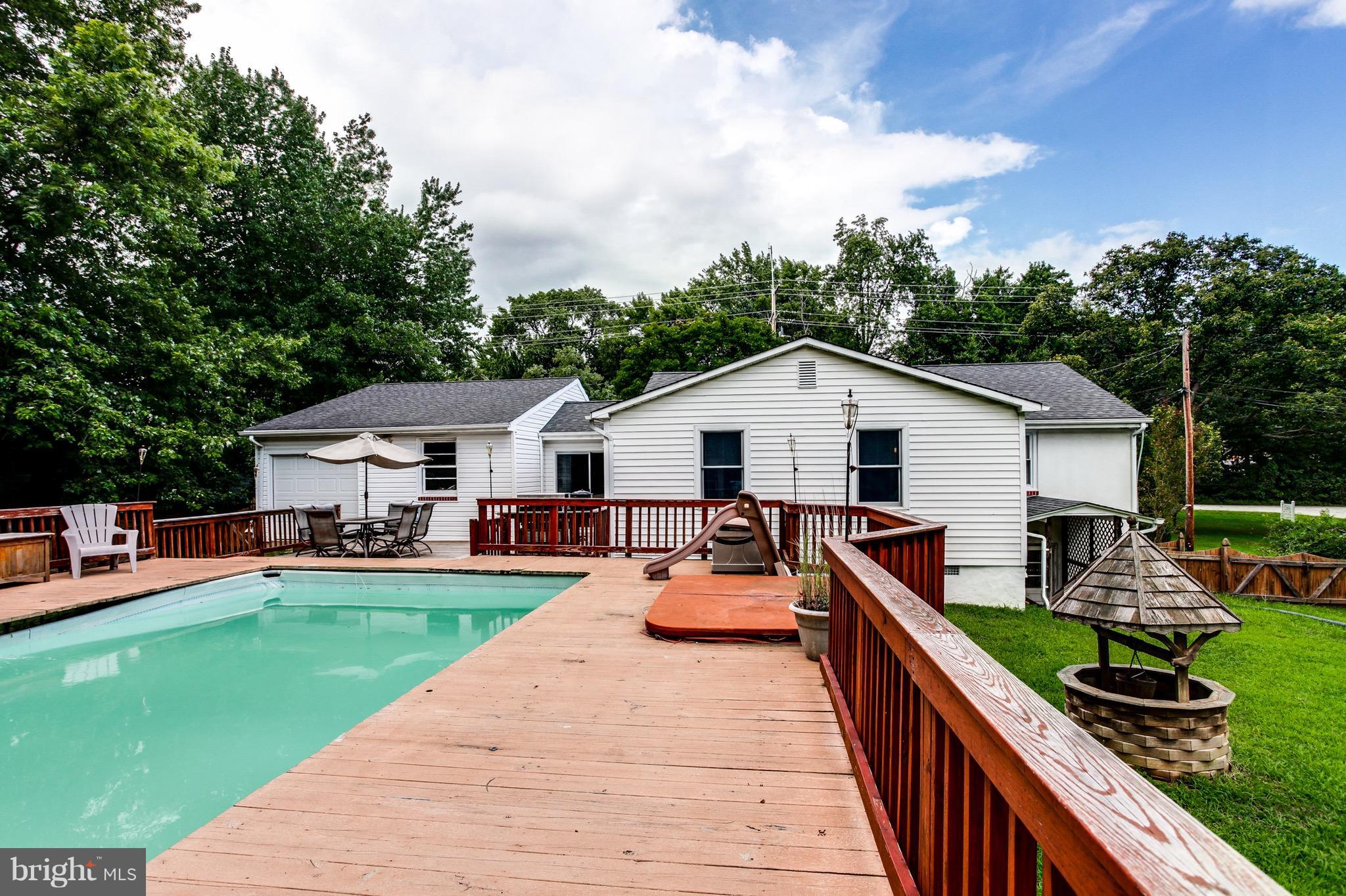 909 Mayo Road Edgewater, MD 21037 - Photo 25 of 29 Intex pool and Hot Tub