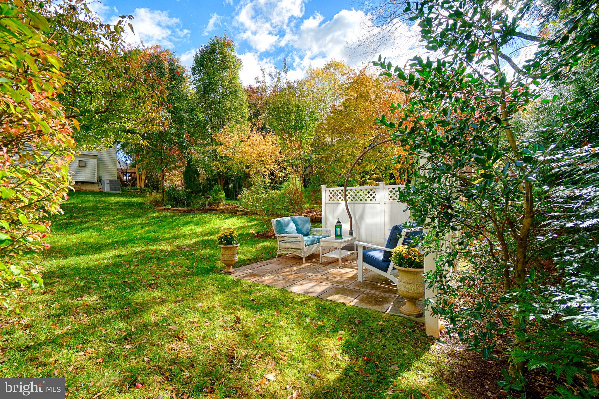 12407 Brown Fox Way Reston, VA 20191 - Photo 2 of 45 View from Deck