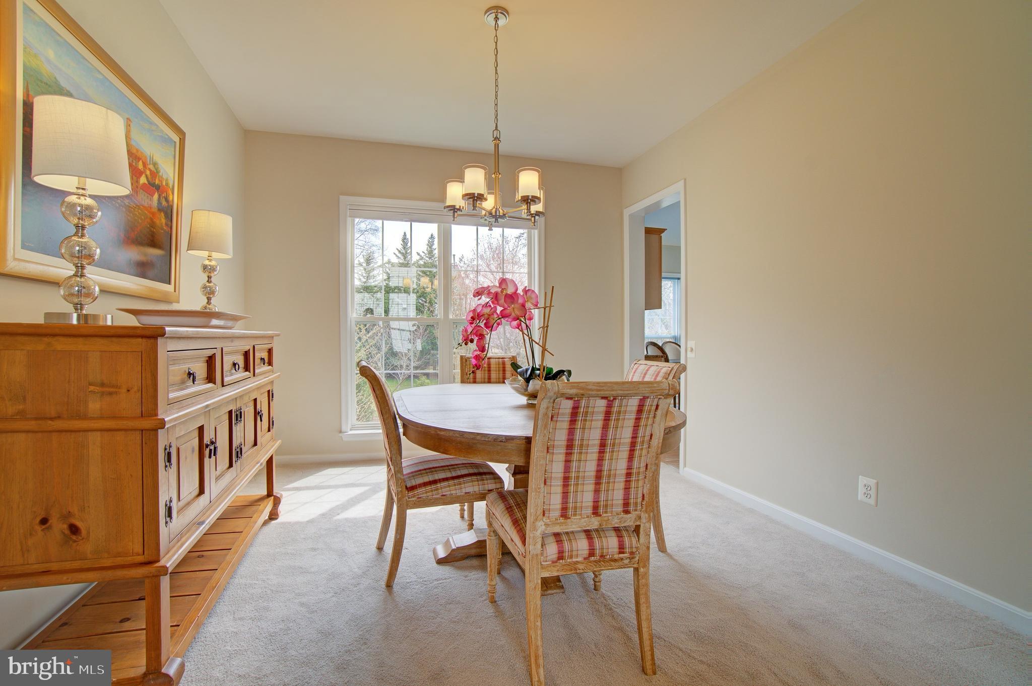 12407 Brown Fox Way Reston, VA 20191 - Photo 11 of 45 Dining Room