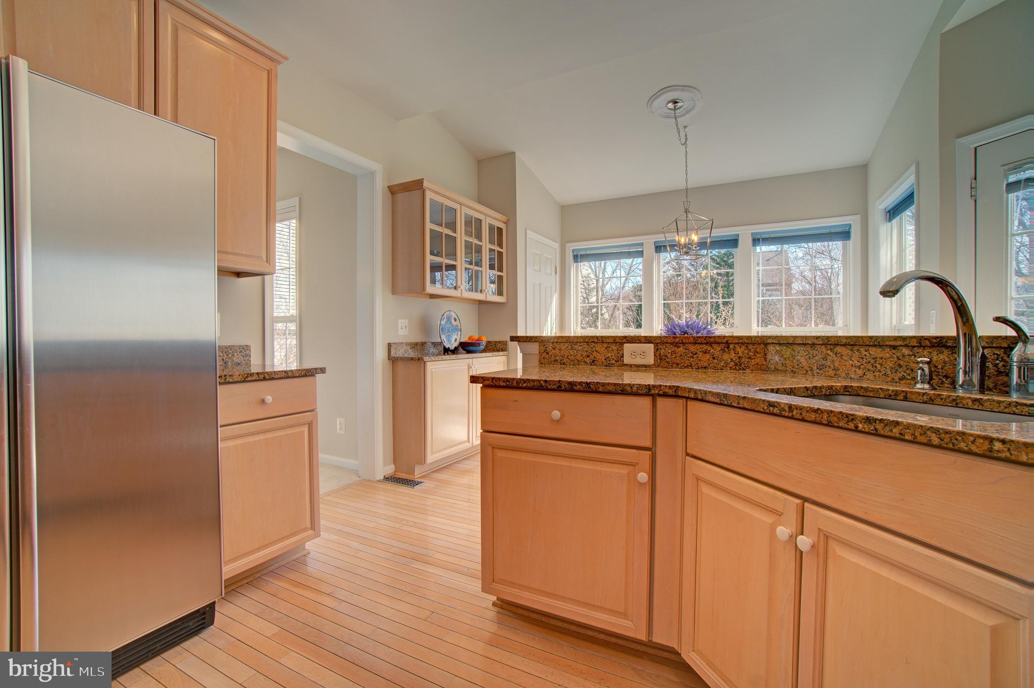 12407 Brown Fox Way Reston, VA 20191 - Photo 13 of 45 Kitchen