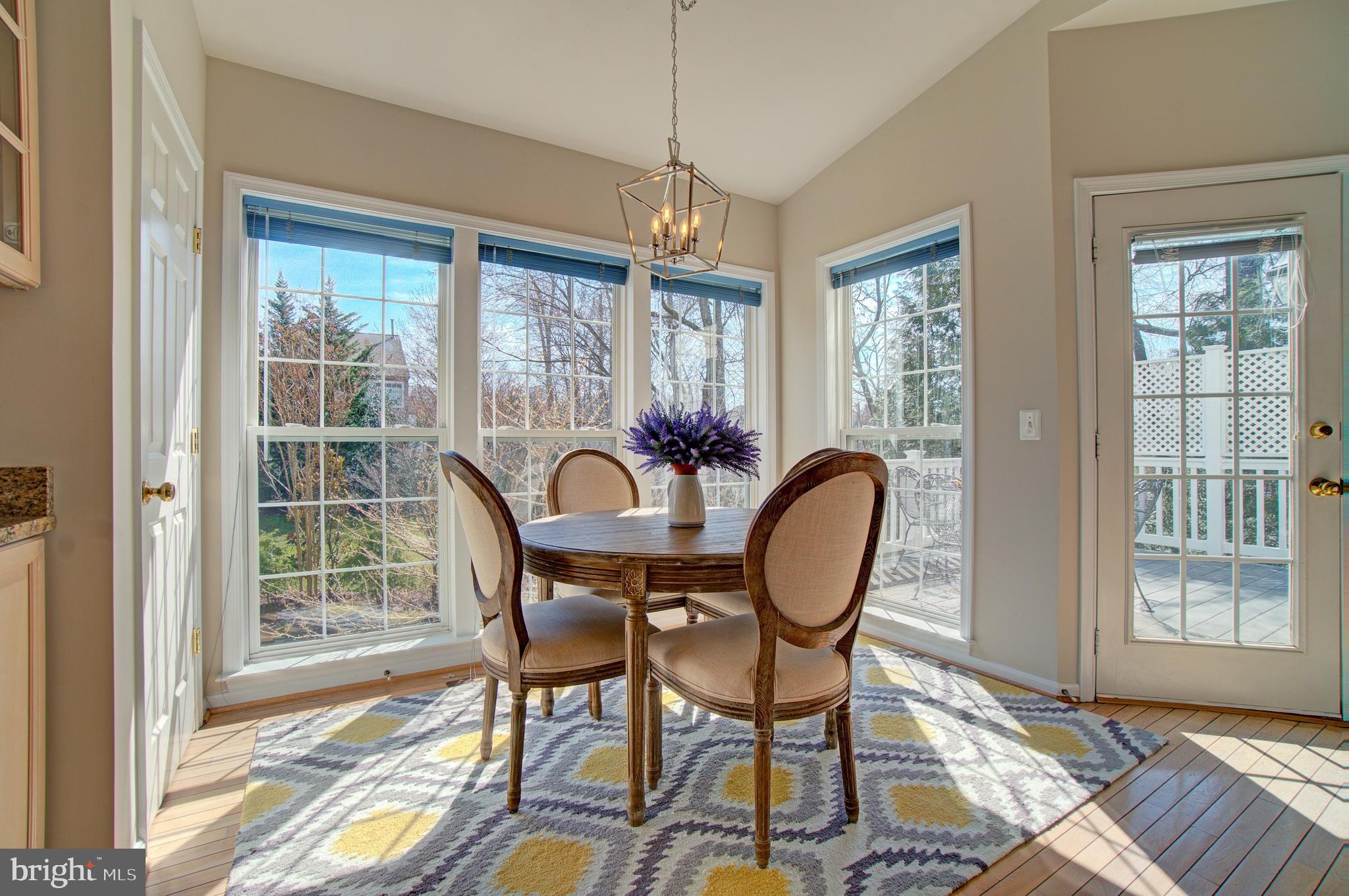 12407 Brown Fox Way Reston, VA 20191 - Photo 15 of 45 Eat-In Kitchen