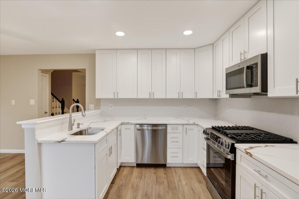 251 Sugar Maple Court, Unit 251 Howell, NJ 07731 - Photo 16 of 39 16-Kitchen