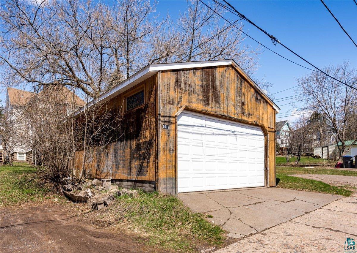 1612 East 6th Street Duluth, MN 55812 - Photo 4 of 37
