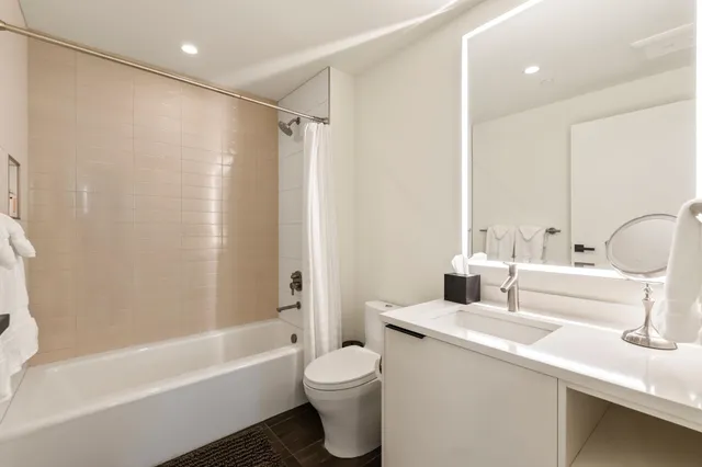 $3,095,000 | 52 Kai Malu Drive, Unit 202 (9D), Kihei, HI 96753