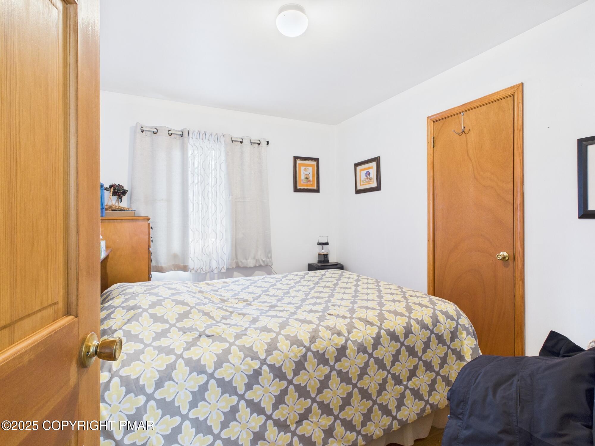 197 Hummingbird Trail Bushkill, PA 18324 - Photo 17 of 30 BEDROOM 2