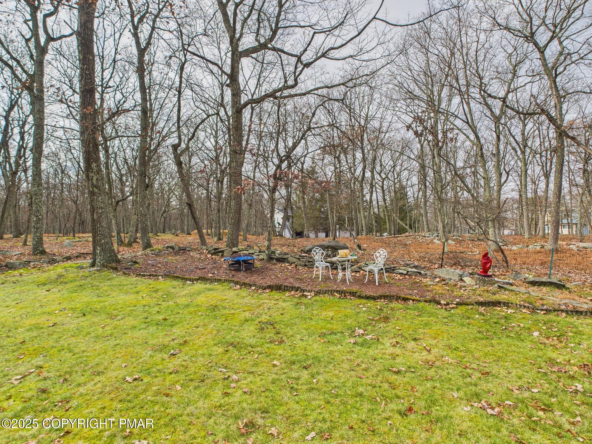 197 Hummingbird Trail Bushkill, PA 18324 - Photo 4 of 30 LOT VIEW