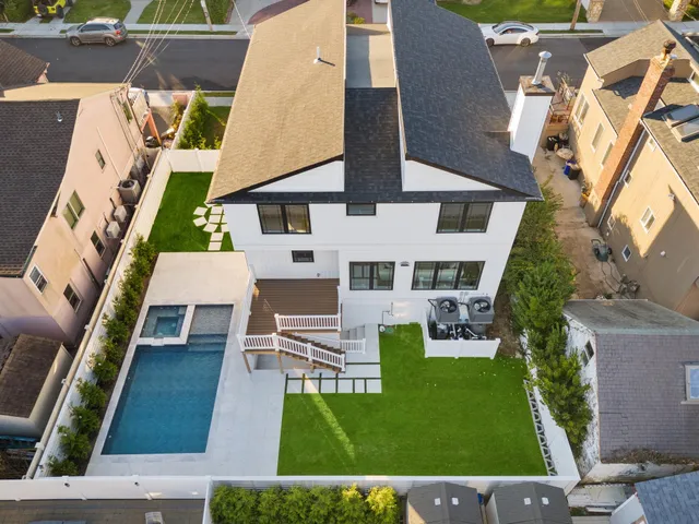 $1,968,000 | 188 Coronado Street, Atlantic Beach, NY 11509