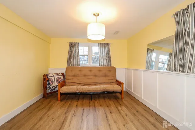 $675,000 | 74 Newman Street, Metuchen, NJ 08840