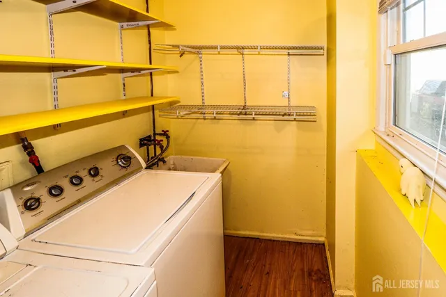 $675,000 | 74 Newman Street, Metuchen, NJ 08840