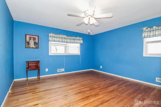 $675,000 | 74 Newman Street, Metuchen, NJ 08840