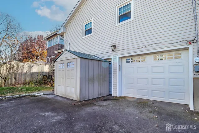 $675,000 | 74 Newman Street, Metuchen, NJ 08840