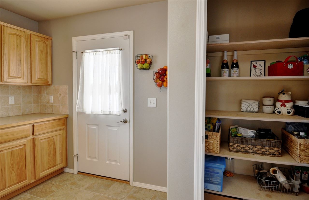 1711 West Tree Lane Spokane, WA 99208 - Photo 13 of 31 Gallery Image 13