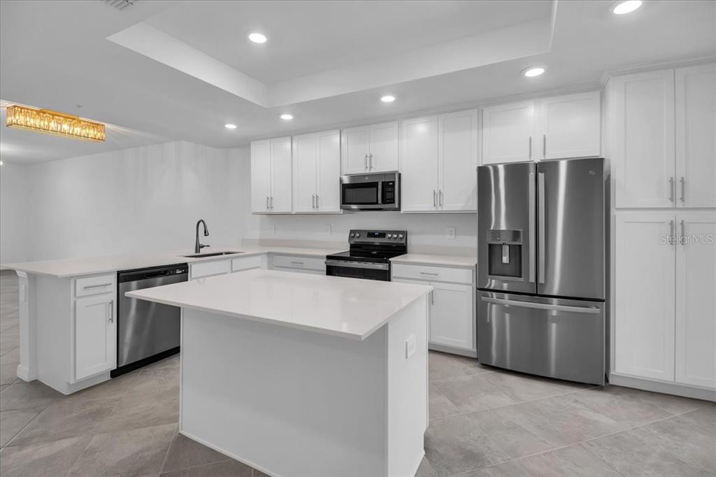 18923 Scallop Loop, Unit 102 Bradenton, FL 34211 - Photo 7 of 37