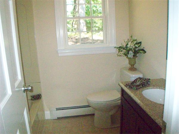 17 Colburn Road Reading, MA 01867 - Photo 11 of 20 Gallery Image 11